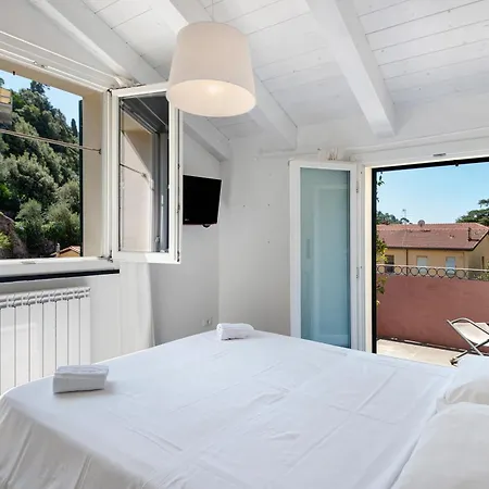 Apartman La Terrazza Di Via Daneri 2 *