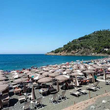 La Terrazza Di Via Daneri 2 Apartmán