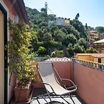 Apartamento La Terrazza Di Via Daneri 2 *