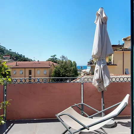 公寓 La Terrazza Di Via Daneri 2 博纳索拉