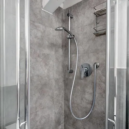 La Terrazza Di Via Daneri 2